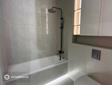 3-комнатная квартира, этаж 8 из 9, 68 м², миниатюра 8