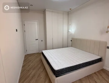 3-комнатная квартира, этаж 8 из 9, 68 м², миниатюра 11