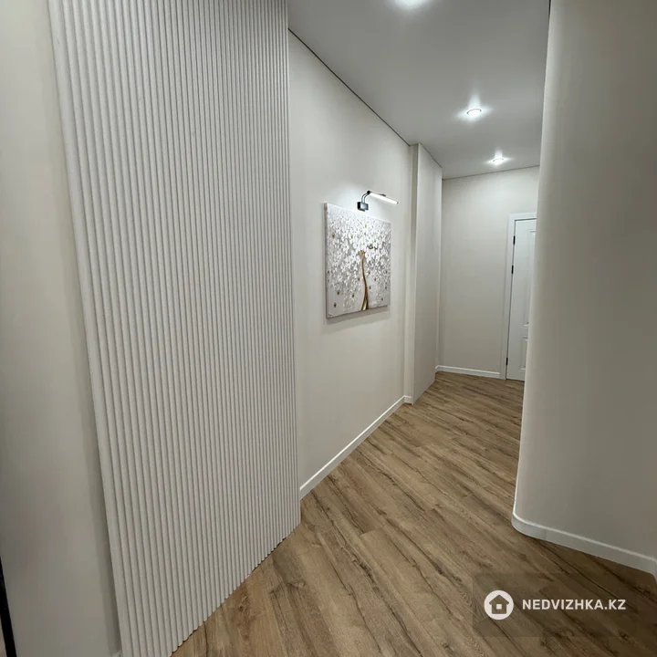 3-комнатная квартира, этаж 8 из 9, 68 м², фотография 5