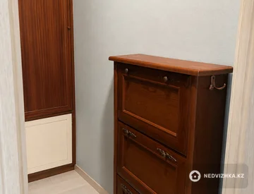 3-комнатная квартира, этаж 3 из 10, 77 м², миниатюра 4
