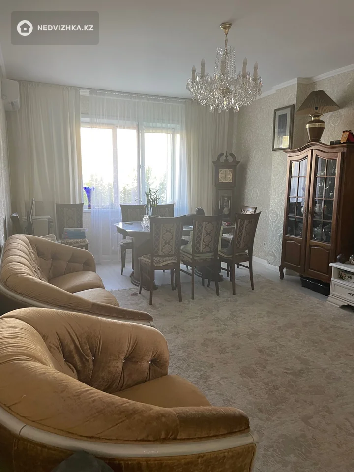 3-комнатная квартира, этаж 3 из 10, 77 м², фотография 5