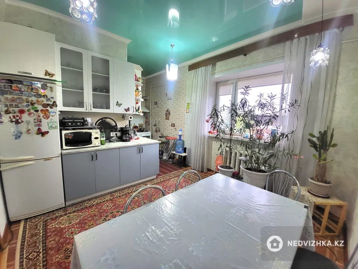 6-комнатный дом, 11 соток, 226 м², фотография 3