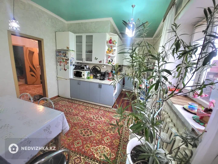 6-комнатный дом, 11 соток, 226 м², фотография 4