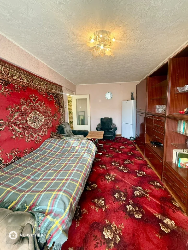 2-комнатная квартира, этаж 2 из 5, 44 м², фотография 4