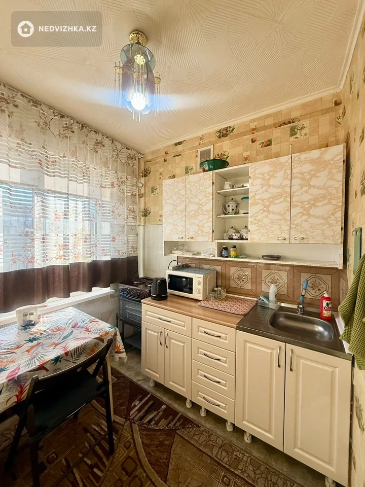 2-комнатная квартира, этаж 2 из 5, 44 м²