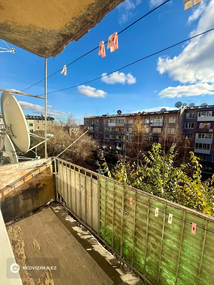 2-комнатная квартира, этаж 2 из 5, 44 м², фотография 2