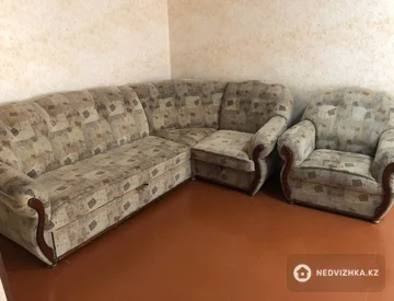 2-комнатная квартира, этаж 2 из 5, 46 м², миниатюра 1