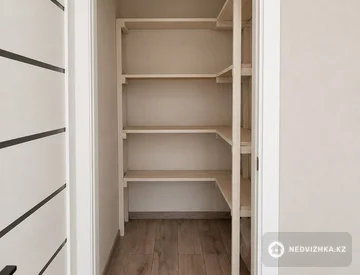 1-комнатная квартира, этаж 4 из 4, 33 м², миниатюра 7