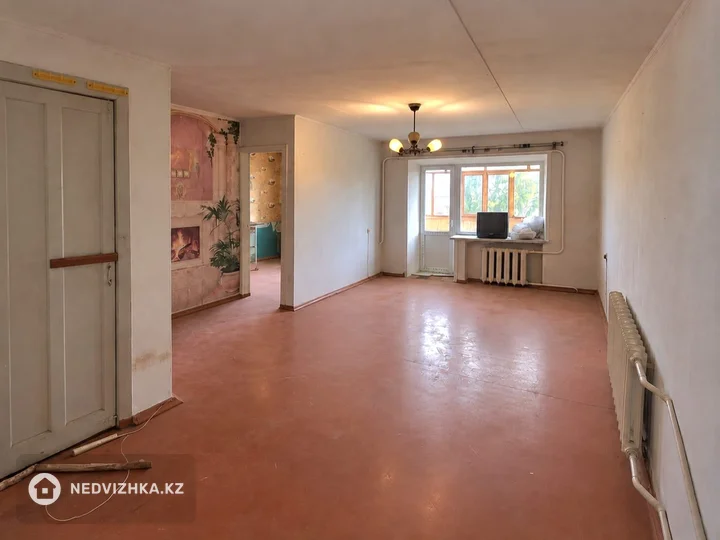 1-комнатная квартира, этаж 5 из 5, 30 м², фотография 3