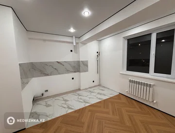 3-комнатная квартира, этаж 4 из 5, 98 м², миниатюра 7