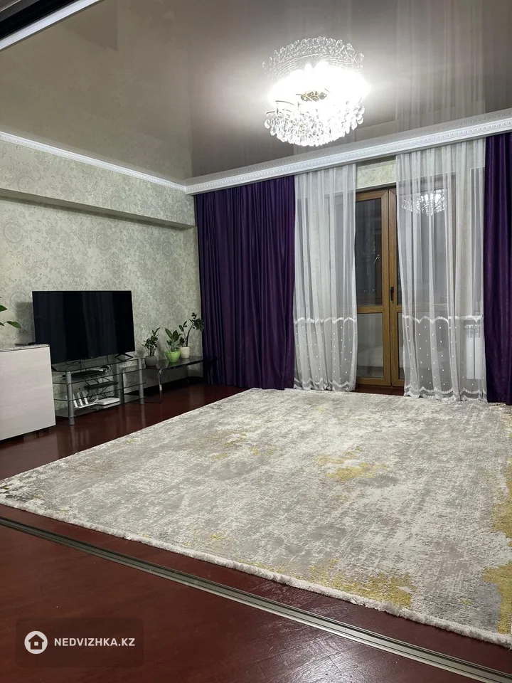 3-комнатная квартира, этаж 1 из 5, 101 м²
