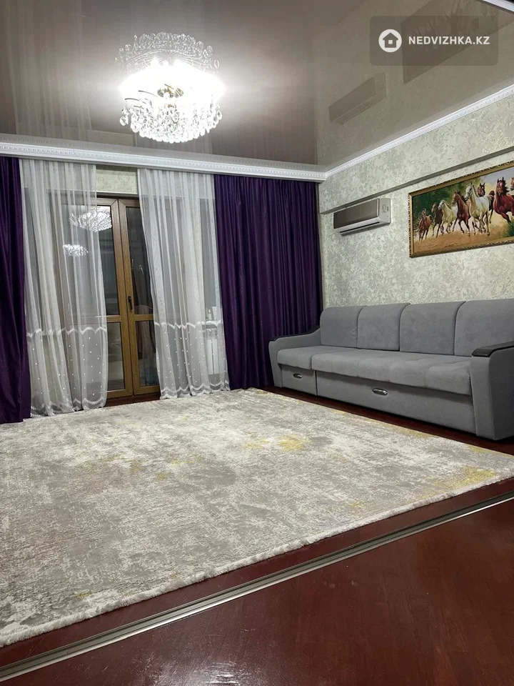 3-комнатная квартира, этаж 1 из 5, 101 м², фотография 2