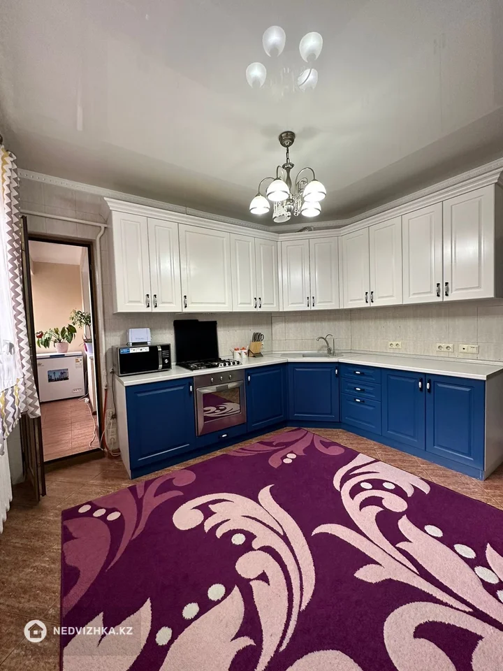 3-комнатная квартира, этаж 1 из 5, 101 м², фотография 5