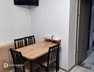 2-комнатная квартира, этаж 2 из 2, 43 м², миниатюра 3