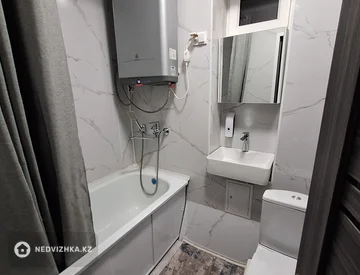 2-комнатная квартира, этаж 2 из 2, 43 м², миниатюра 4