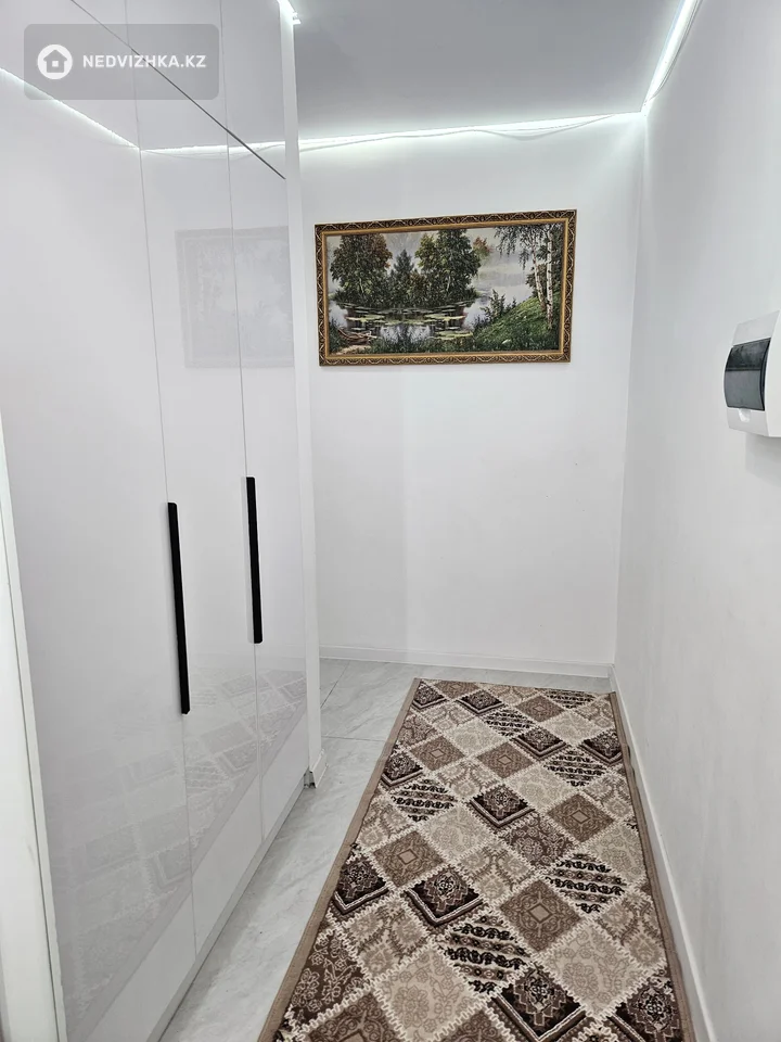 3-комнатная квартира, этаж 7 из 12, 77 м², 2-фотосурет
