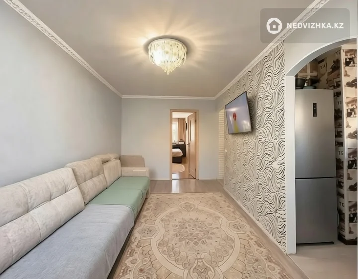 2-комнатная квартира, этаж 1 из 5, 49 м², фотография 3