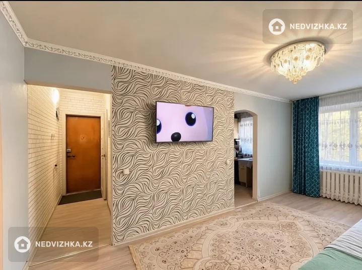 2-комнатная квартира, этаж 1 из 5, 49 м², фотография 5