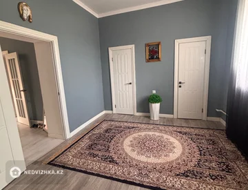 7-комнатный дом, 13 соток, 250 м², миниатюра 1