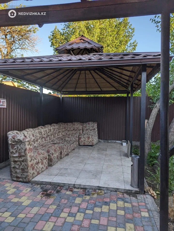 5-комнатный дом, 5.5 соток, 130 м²
