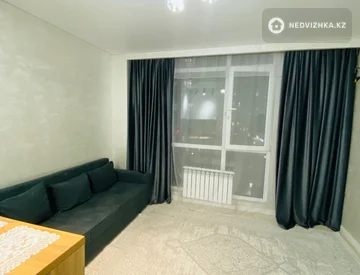 2-комнатная квартира, этаж 4 из 9, 52 м², миниатюра 5