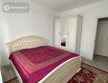 2-комнатная квартира, этаж 1 из 5, 45 м², На длительный срок, миниатюра 1