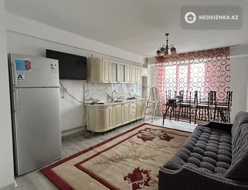 2-комнатная квартира, этаж 1 из 5, 45 м², На длительный срок, миниатюра 3