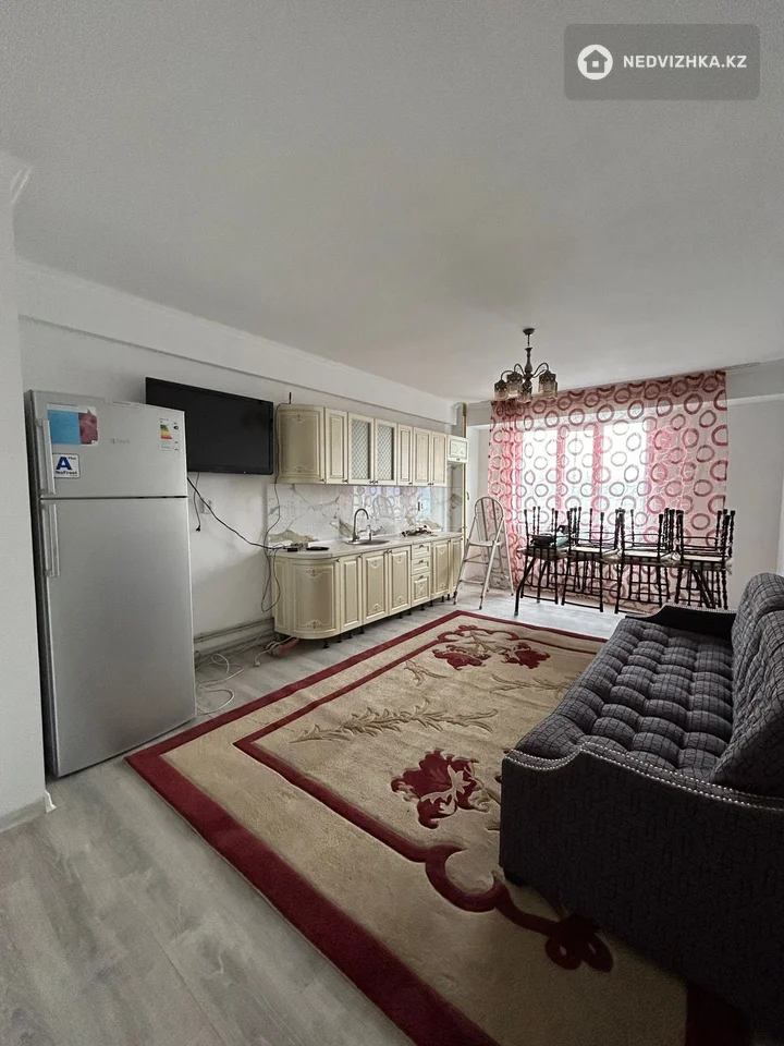 2-комнатная квартира, этаж 1 из 5, 45 м², На длительный срок, фотография 3