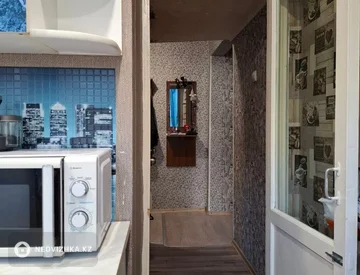 3-комнатная квартира, этаж 2 из 5, 61 м², миниатюра 3