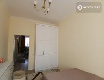 2-комнатная квартира, этаж 2 из 5, 52 м², миниатюра 4