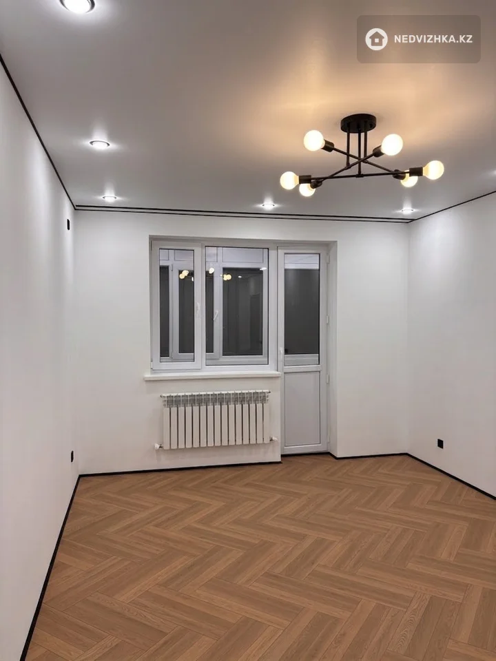 3-комнатная квартира, этаж 4 из 5, 98 м², фотография 5