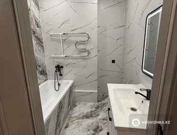3-комнатная квартира, этаж 4 из 5, 98 м², миниатюра 6