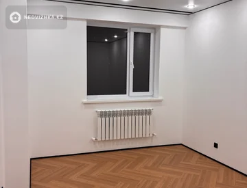 3-комнатная квартира, этаж 4 из 5, 98 м², миниатюра 10