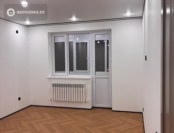 3-комнатная квартира, этаж 4 из 5, 98 м², миниатюра 12