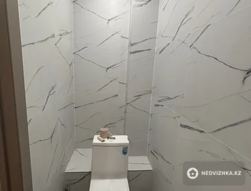 3-комнатная квартира, этаж 4 из 5, 98 м², миниатюра 9