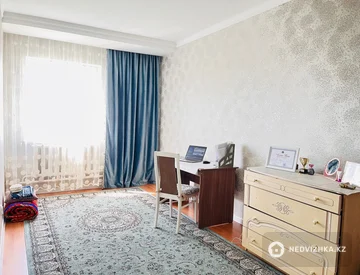 4-комнатный дом, 10 соток, 197 м², миниатюра 2