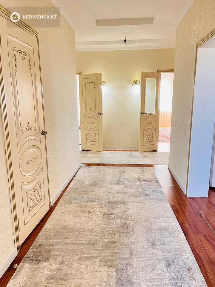 4-комнатный дом, 10 соток, 197 м², фотография 5