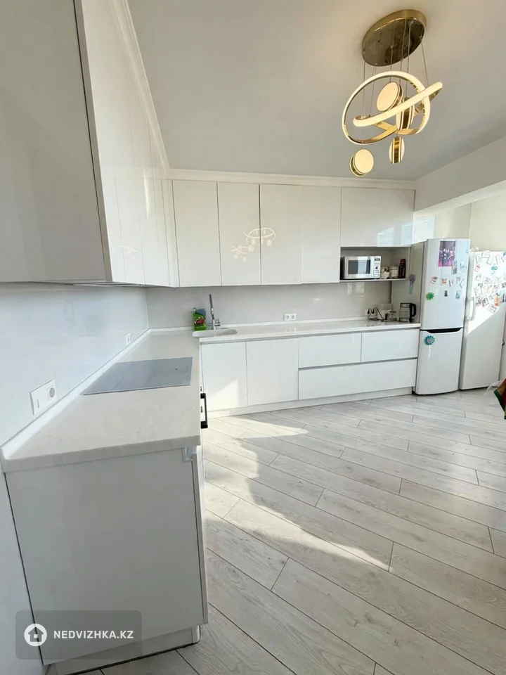 3-комнатная квартира, этаж 12 из 16, 119 м², фотография 5