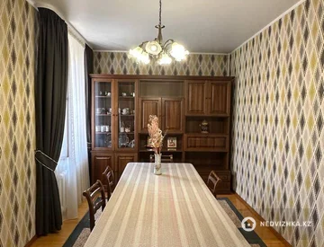 6-комнатный дом, 16.4 соток, 315 м², миниатюра 2