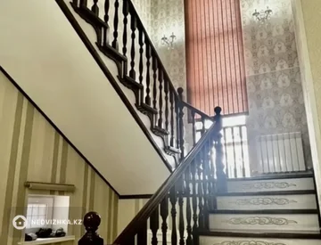8-комнатный дом, 10 соток, 240 м², миниатюра 11