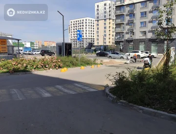 2-комнатная квартира, этаж 6 из 6, 60 м², миниатюра 1