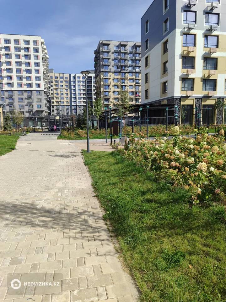 2-комнатная квартира, этаж 6 из 6, 60 м², фотография 2