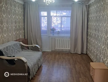 2-комнатная квартира, этаж 2 из 5, 44 м², На длительный срок, миниатюра 1