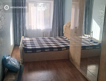2-комнатная квартира, этаж 2 из 5, 44 м², На длительный срок, миниатюра 4