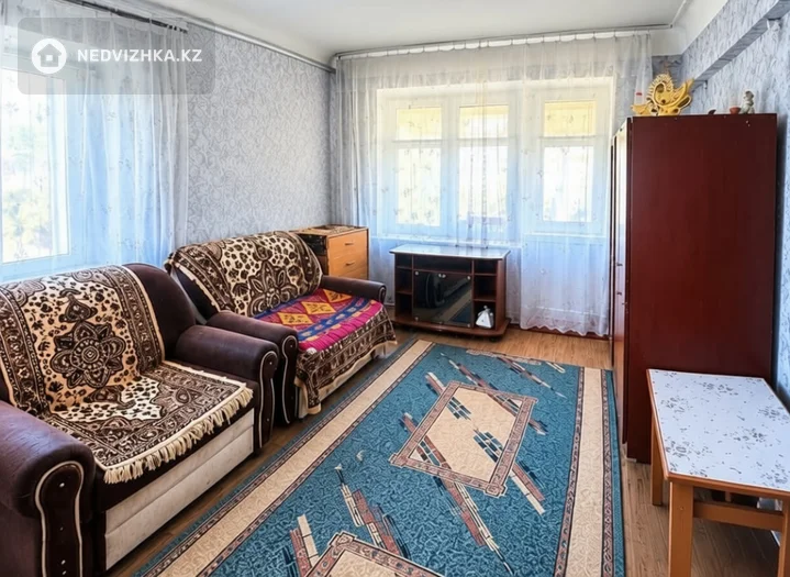1-комнатная квартира, этаж 2 из 2, 30 м², фотография 2