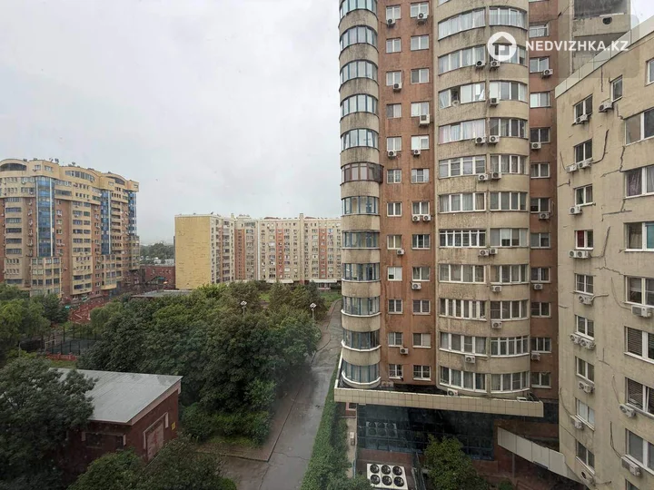3-комнатная квартира, этаж 7 из 9, 101 м²