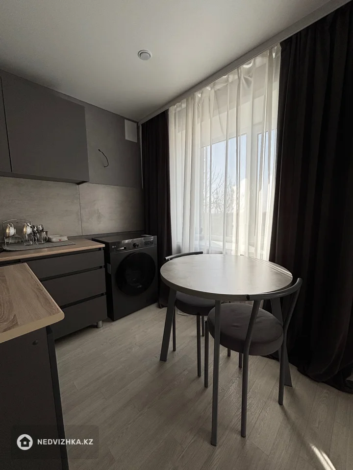 1-комнатная квартира, этаж 3 из 5, 30 м², По часам, фотография 3