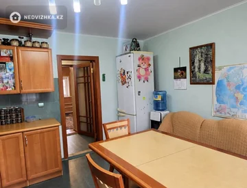 6-бөлмелі үй, 25.7 соттық, 152 м², 12-нобай