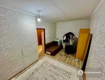 1-комнатная квартира, этаж 11 из 12, 43 м², миниатюра 4
