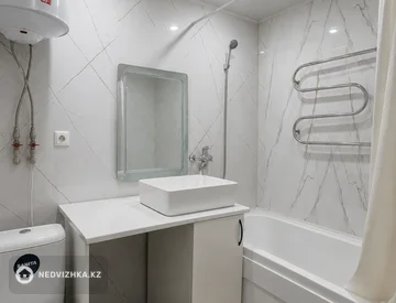 2-комнатная квартира, этаж 6 из 9, 47 м², миниатюра 8